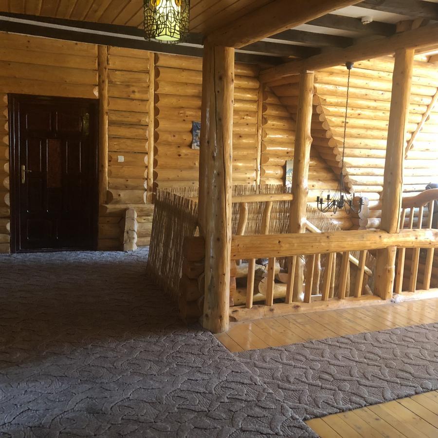 הוילה בראשוב Hot Tub Chalet Retreat מראה חיצוני תמונה